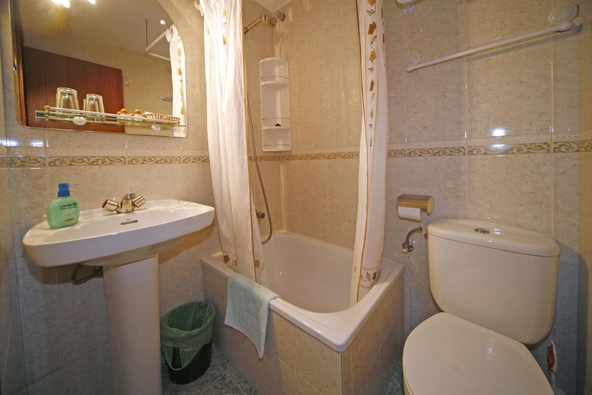 Hostal San Antonio Μαδρίτη Εξωτερικό φωτογραφία