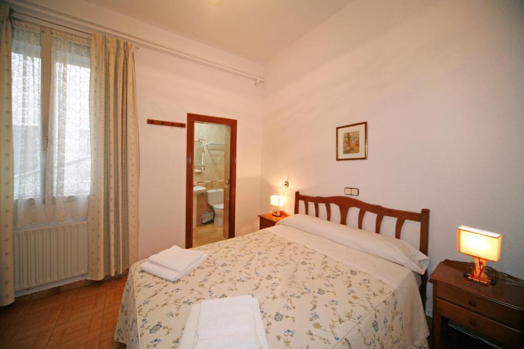 Hostal San Antonio Μαδρίτη Δωμάτιο φωτογραφία