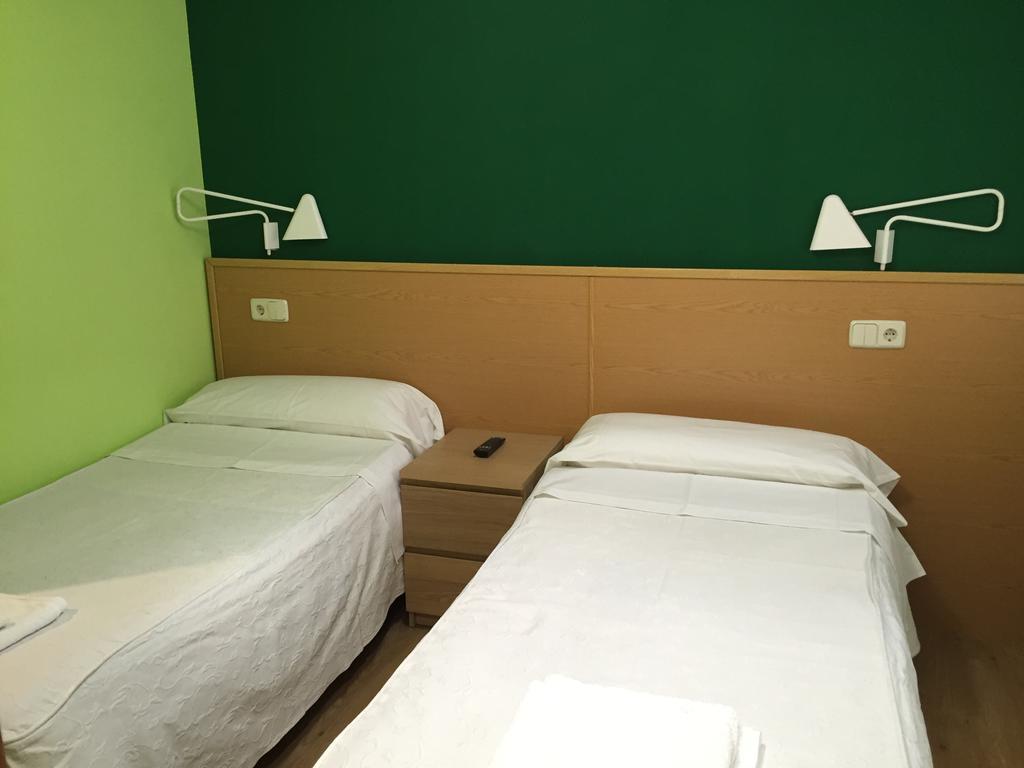 Hostal San Antonio Μαδρίτη Εξωτερικό φωτογραφία