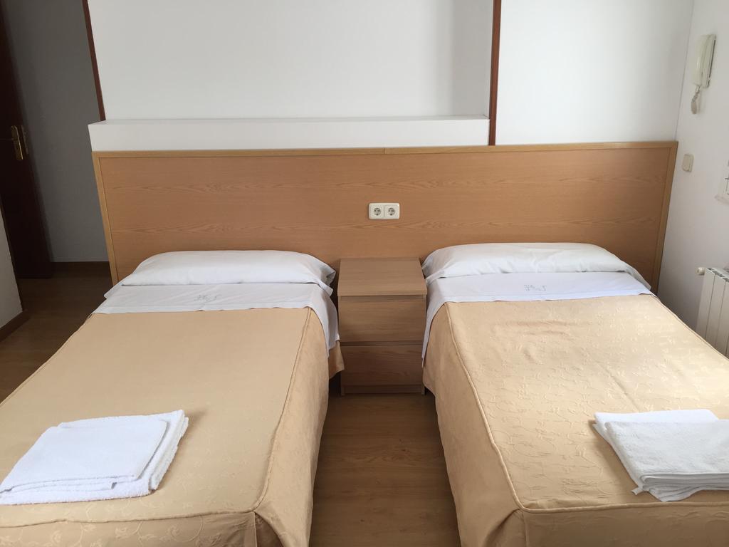 Hostal San Antonio Μαδρίτη Εξωτερικό φωτογραφία