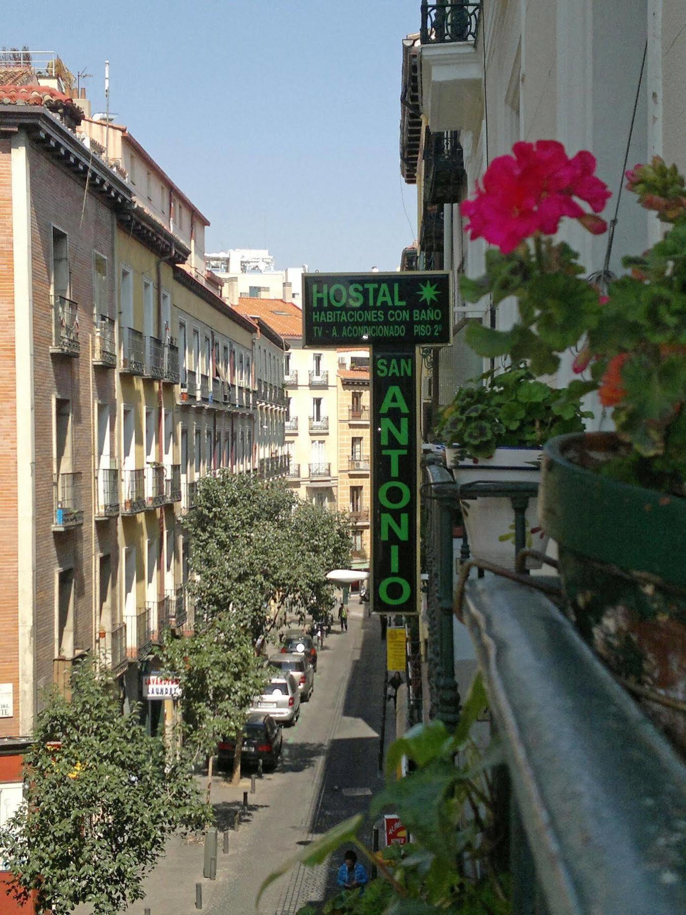 Hostal San Antonio Μαδρίτη Εξωτερικό φωτογραφία